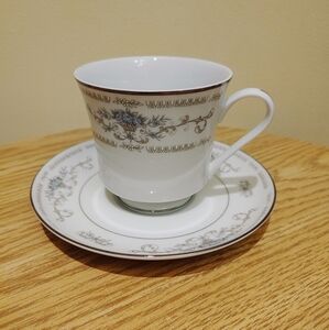 Fine Porcelain China DIANE Coffee Cups &‎ Saucers